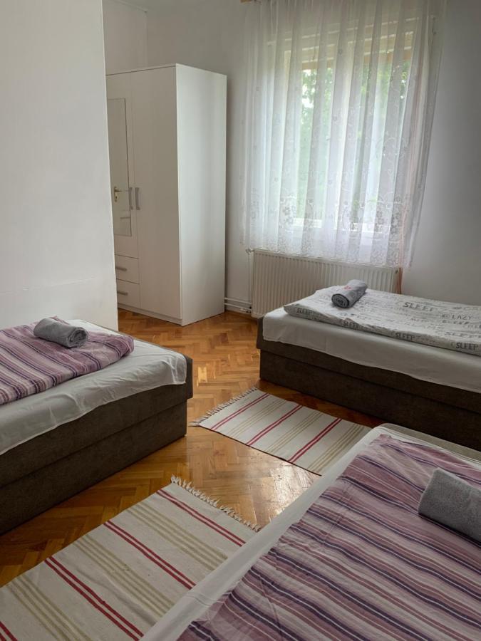 Kriszta Apartmanhaz Leilighet Balatonlelle Eksteriør bilde