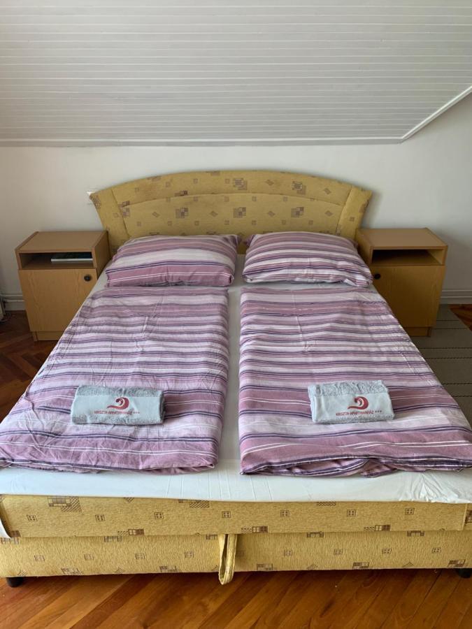 Kriszta Apartmanhaz Leilighet Balatonlelle Eksteriør bilde
